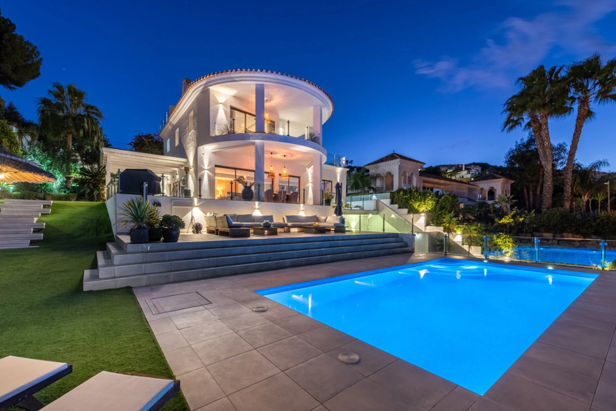 Welcome to this immaculate 4-bedroom villa that will fulfill your dreams.