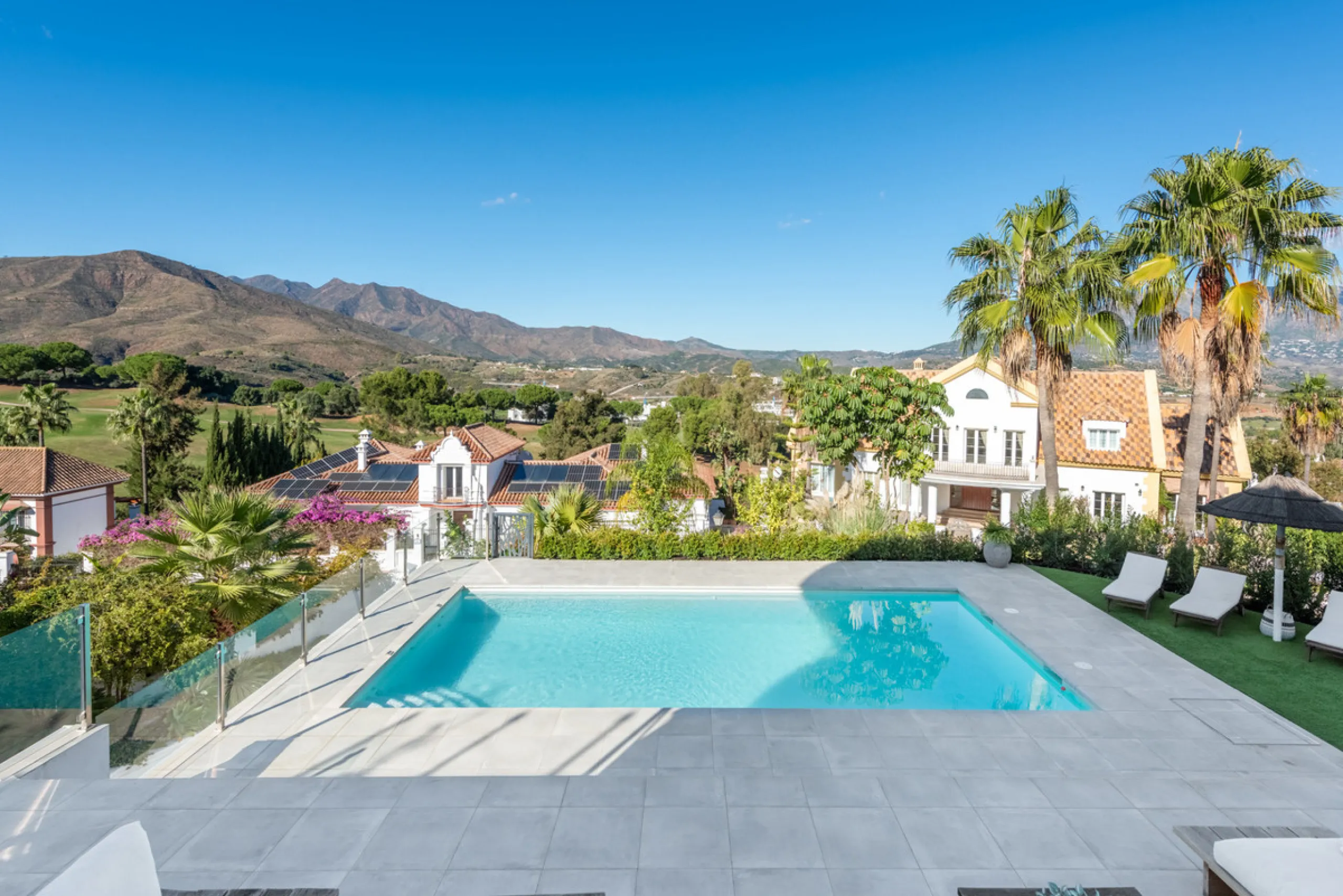 Welcome to this immaculate 4-bedroom villa that will fulfill your dreams.