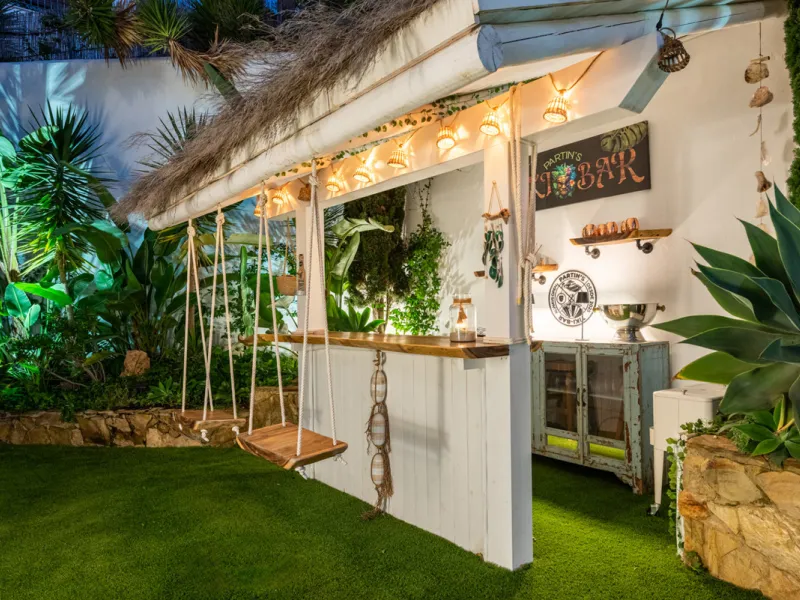 Welcome to this immaculate 4-bedroom villa that will fulfill your dreams.