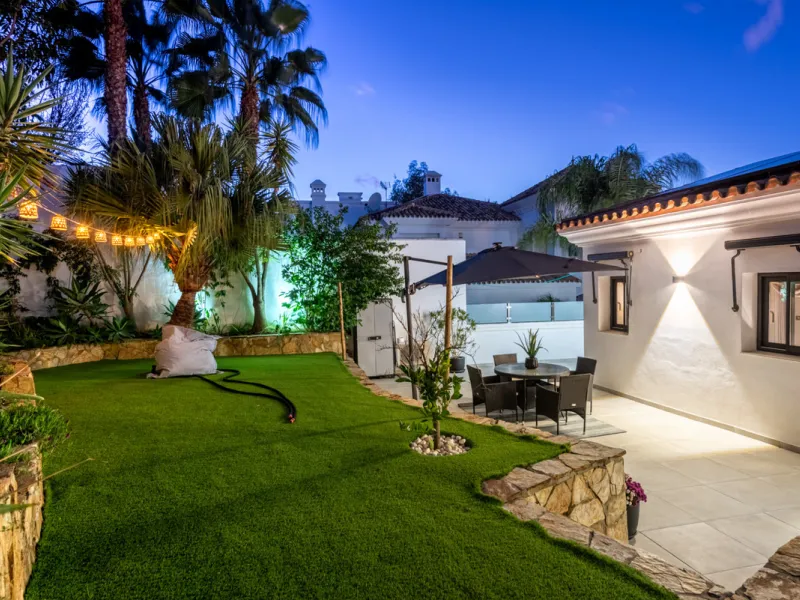 Welcome to this immaculate 4-bedroom villa that will fulfill your dreams.