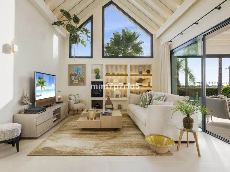 Modern Eco-Friendly Luxury Villa in Las Lomas del Marbella Club