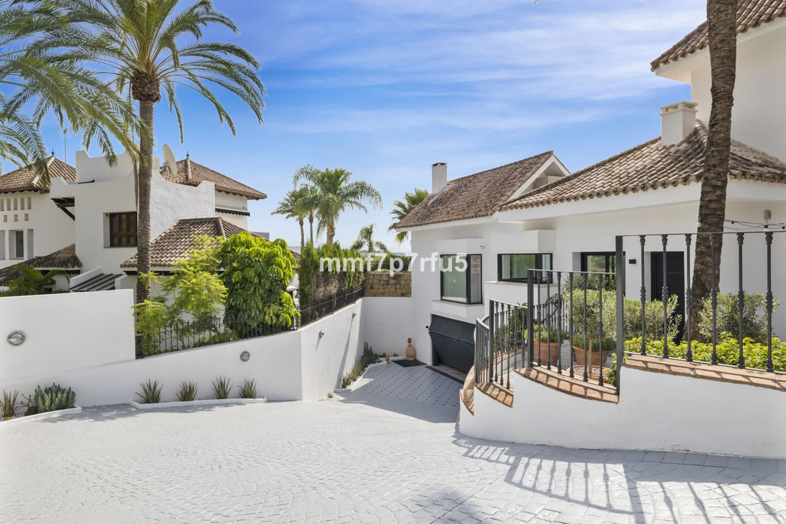 Modern Eco-Friendly Luxury Villa in Las Lomas del Marbella Club