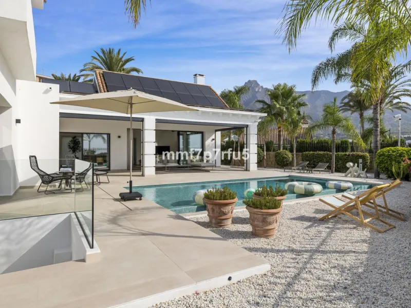 Modern Eco-Friendly Luxury Villa in Las Lomas del Marbella Club