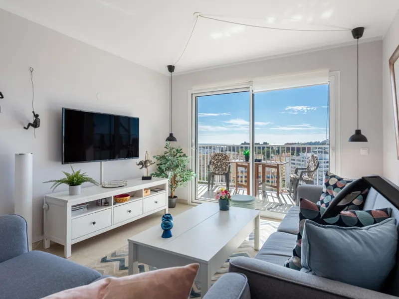 Apartment - Middle Floor Apartment в продаже в Fuengirola, Málaga. В доме 3 спален и 2 ванных комнат. Площадь дома 112 м²