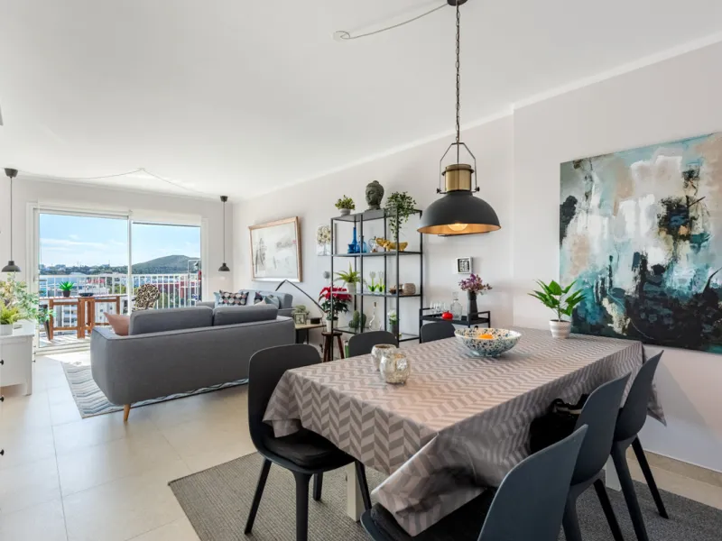 Looking for a 3-bedroom apartment in the centre of Fuengirola?