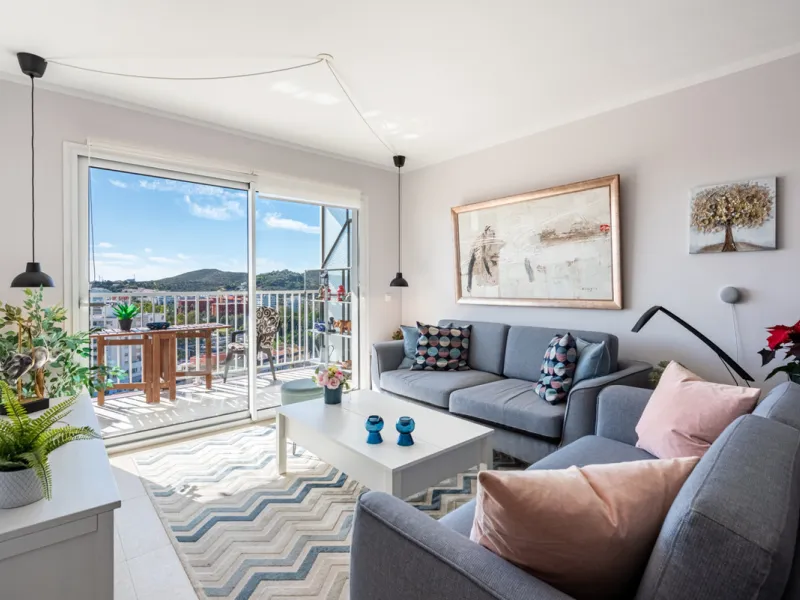 Looking for a 3-bedroom apartment in the centre of Fuengirola?