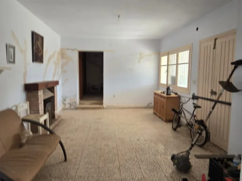 Charming Finca / Cortijo on a Rare 18,000 m² Flat Green Plot – El Velerín, Estepona