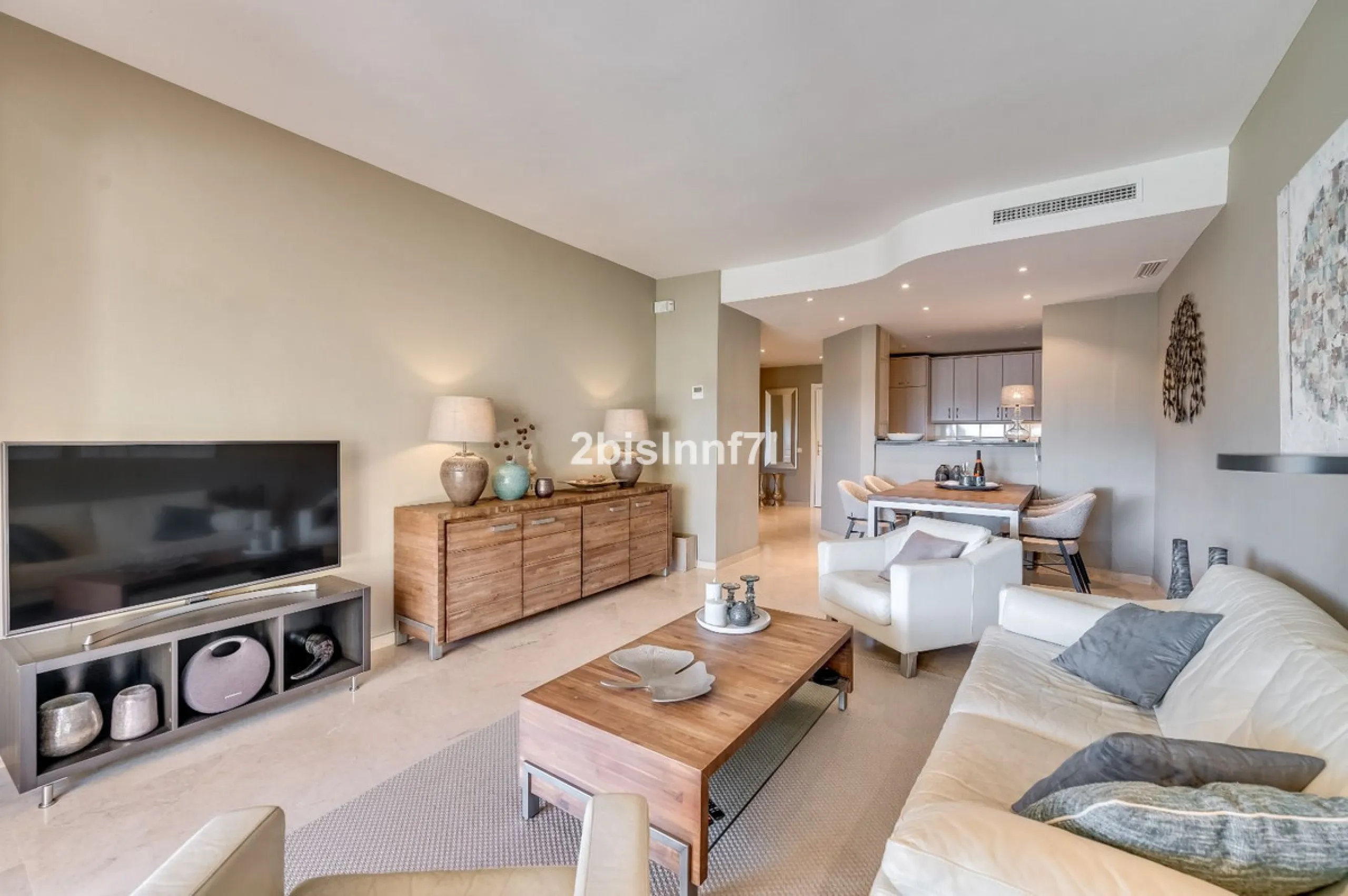 Apartment - Ground Floor Apartment в продаже в Marbella, Málaga. В доме 2 спален и 2 ванных комнат. Площадь дома 98 м²
