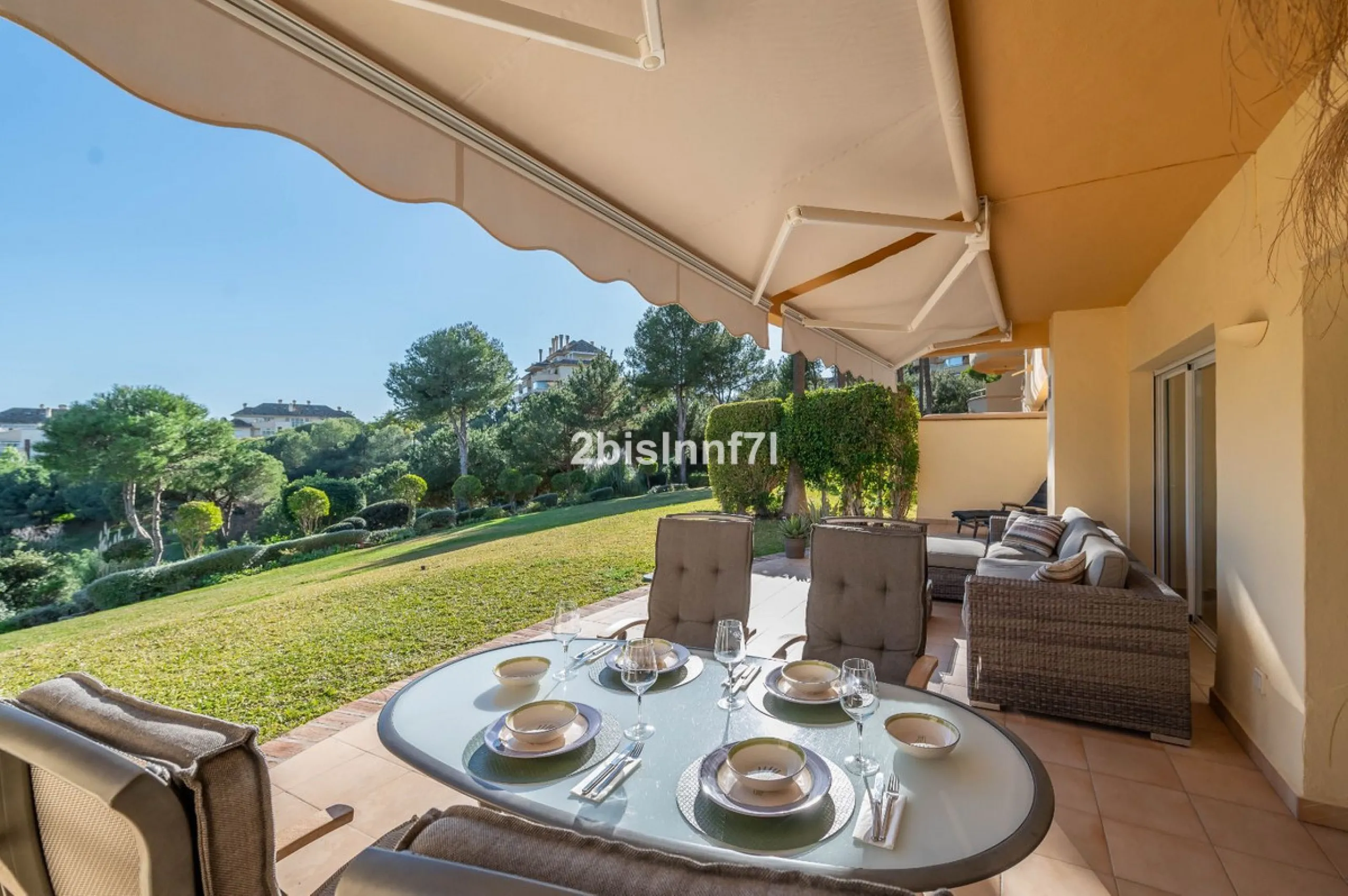 Apartment - Ground Floor Apartment в продаже в Marbella, Málaga. В доме 2 спален и 2 ванных комнат. Площадь дома 98 м²