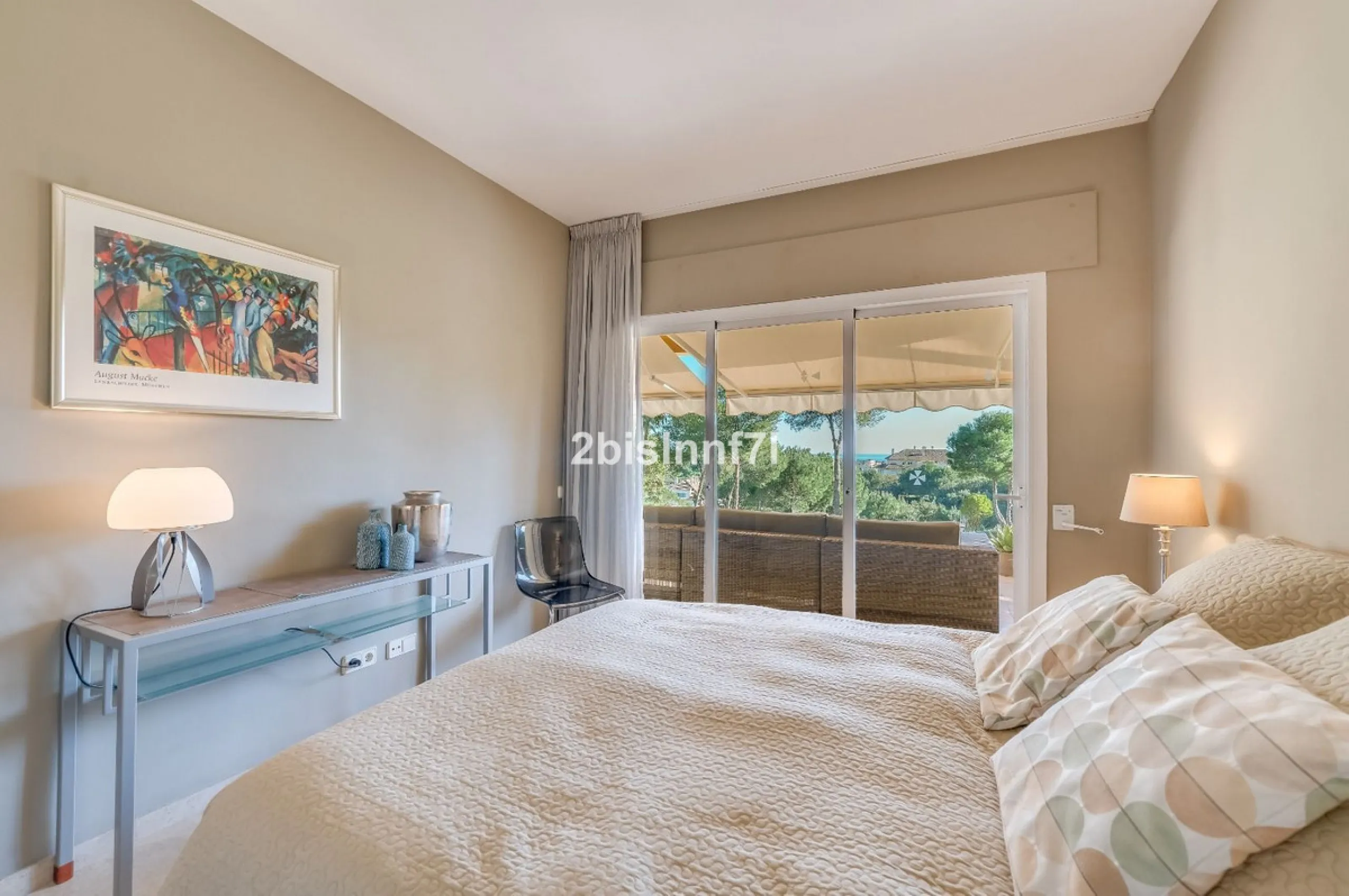 Apartment - Ground Floor Apartment в продаже в Marbella, Málaga. В доме 2 спален и 2 ванных комнат. Площадь дома 98 м²