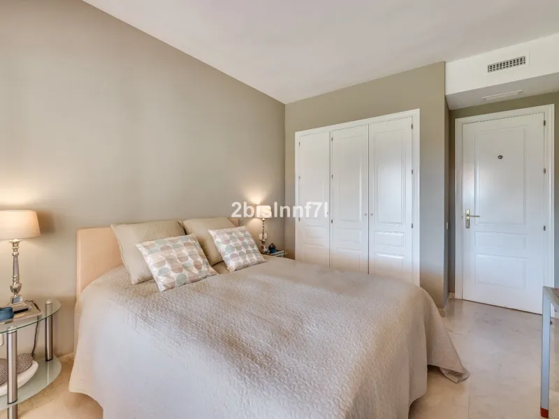 Apartment - Ground Floor Apartment в продаже в Marbella, Málaga. В доме 2 спален и 2 ванных комнат. Площадь дома 98 м²