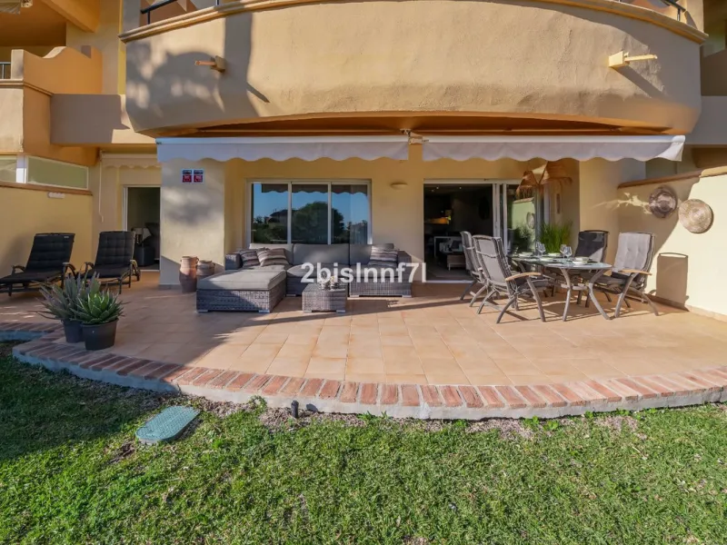 Apartment - Ground Floor Apartment в продаже в Marbella, Málaga. В доме 2 спален и 2 ванных комнат. Площадь дома 98 м²