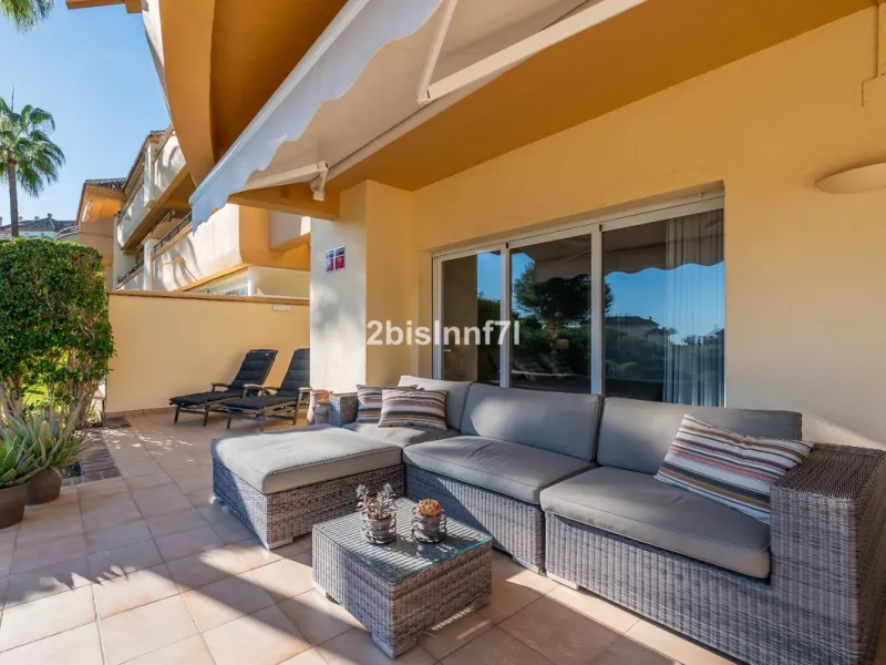 Apartment - Ground Floor Apartment в продаже в Marbella, Málaga. В доме 2 спален и 2 ванных комнат. Площадь дома 98 м²