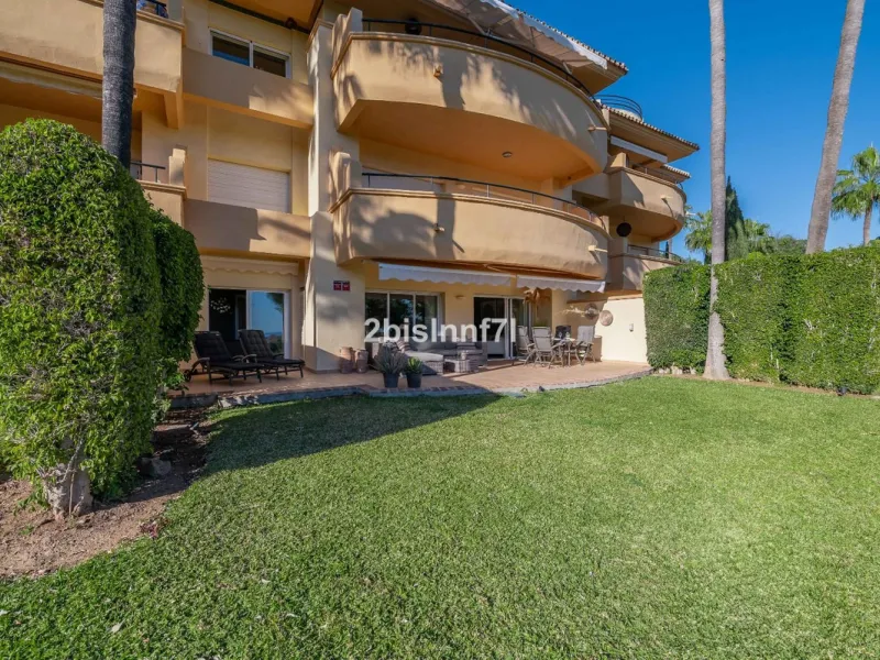 Apartment - Ground Floor Apartment в продаже в Marbella, Málaga. В доме 2 спален и 2 ванных комнат. Площадь дома 98 м²