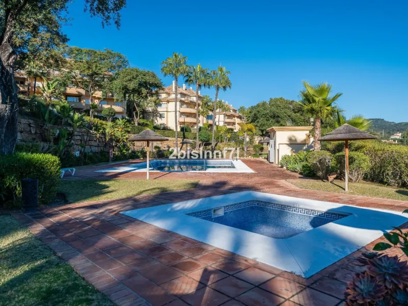 Apartment - Ground Floor Apartment в продаже в Marbella, Málaga. В доме 2 спален и 2 ванных комнат. Площадь дома 98 м²