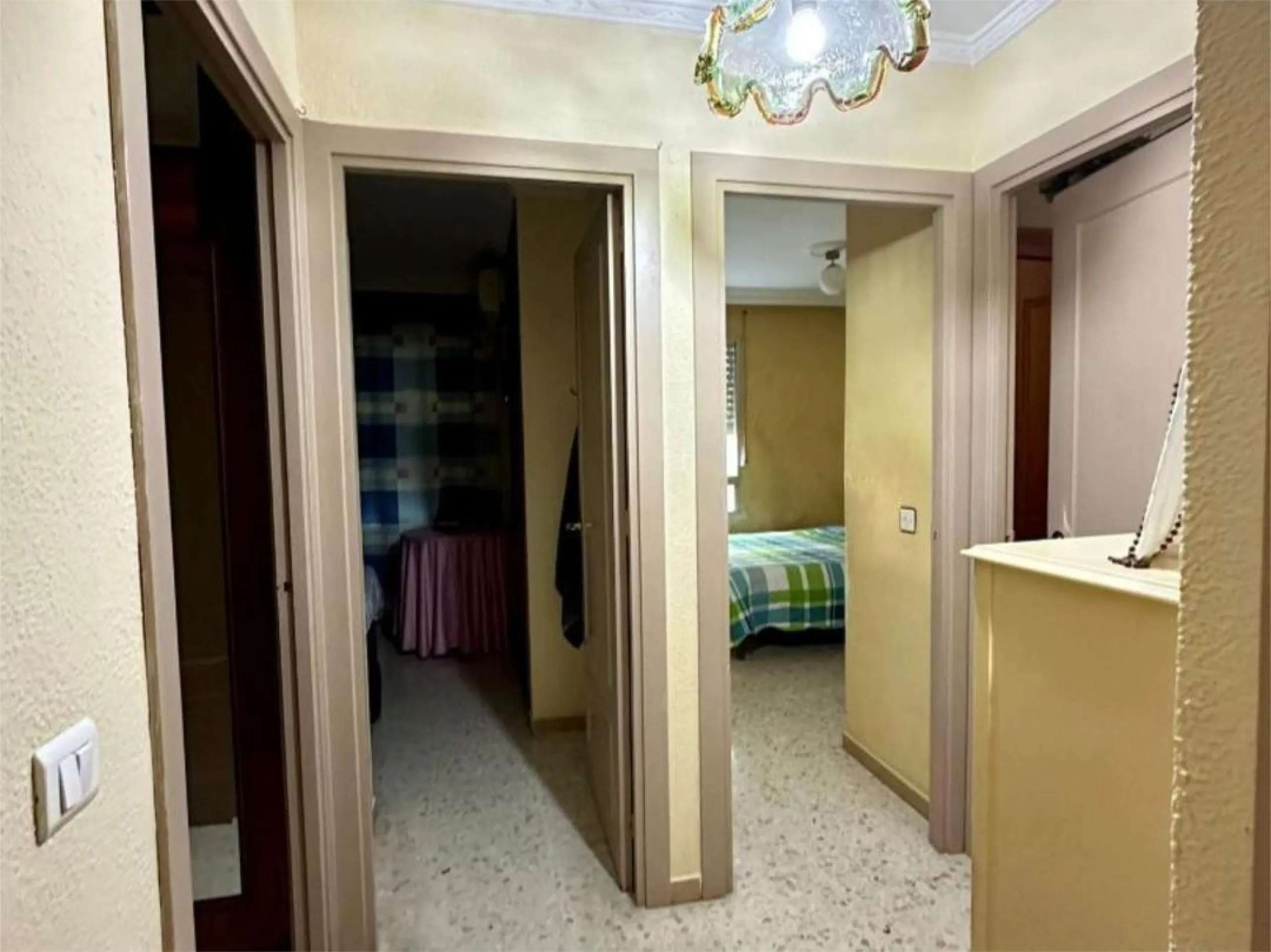 Apartment - Middle Floor Apartment в продаже в Torremolinos, Málaga. В доме 4 спален и 2 ванных комнат. Площадь дома 122 м²