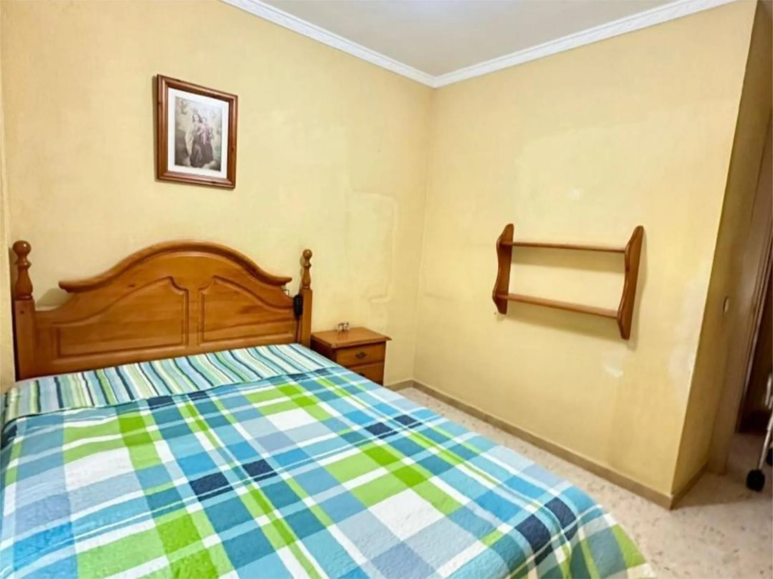 Apartment - Middle Floor Apartment в продаже в Torremolinos, Málaga. В доме 4 спален и 2 ванных комнат. Площадь дома 122 м²