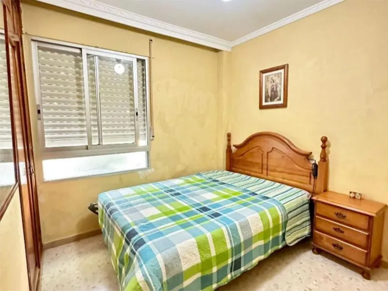 Apartment - Middle Floor Apartment в продаже в Torremolinos, Málaga. В доме 4 спален и 2 ванных комнат. Площадь дома 122 м²