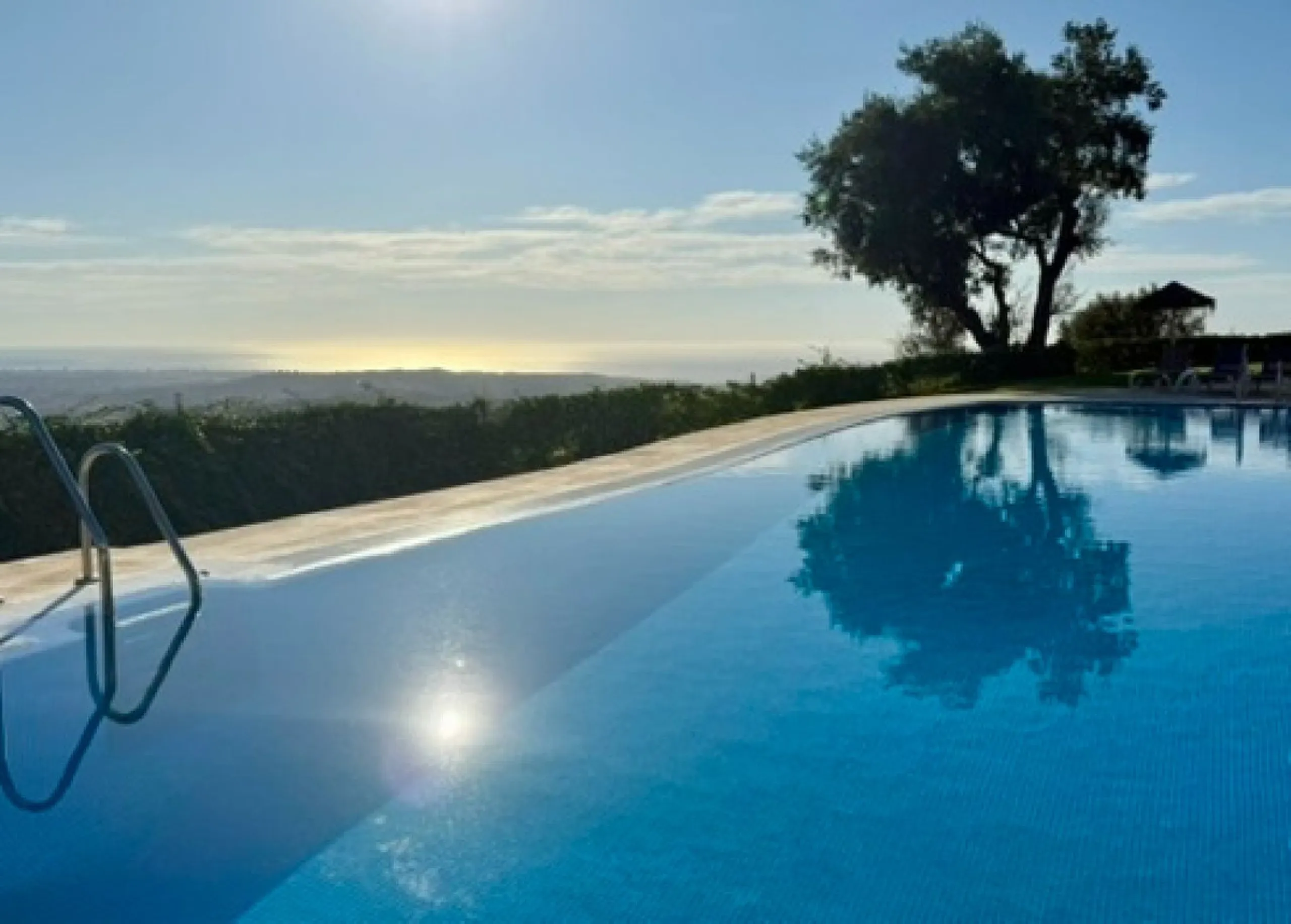 Fully Renovated 3-Bedroom House by Interior Designer in La Mairena – Marbella