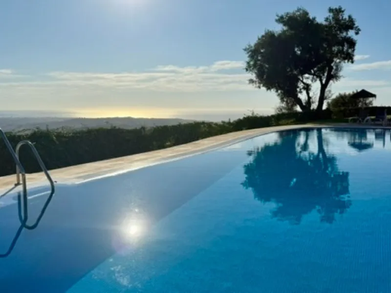Fully Renovated 3-Bedroom House by Interior Designer in La Mairena – Marbella