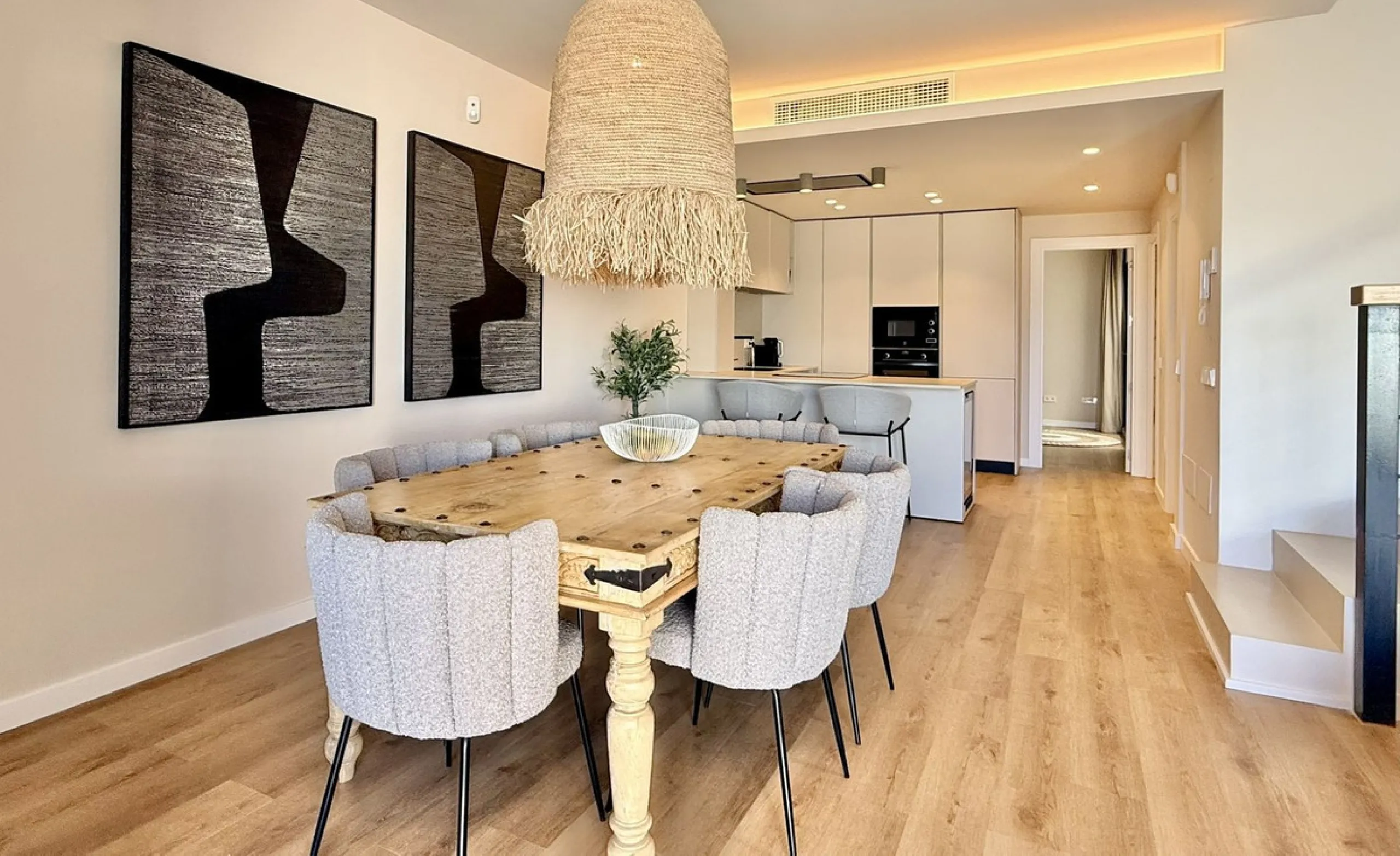 Fully Renovated 3-Bedroom House by Interior Designer in La Mairena – Marbella