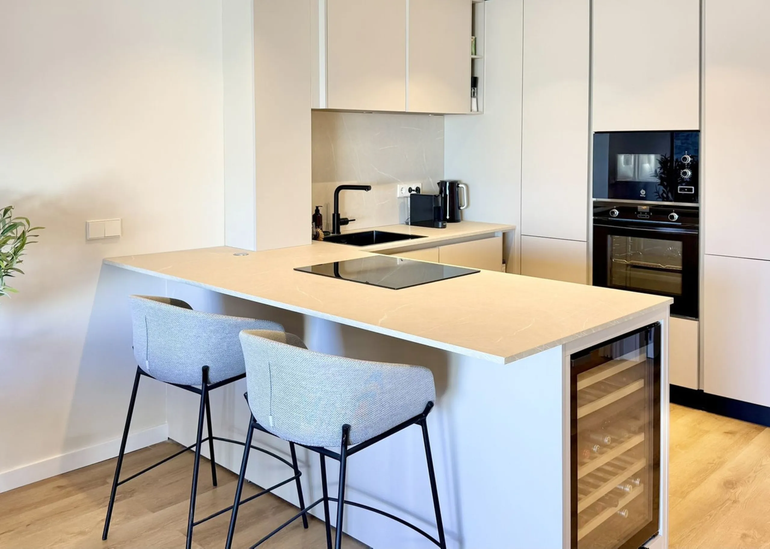 Fully Renovated 3-Bedroom House by Interior Designer in La Mairena – Marbella