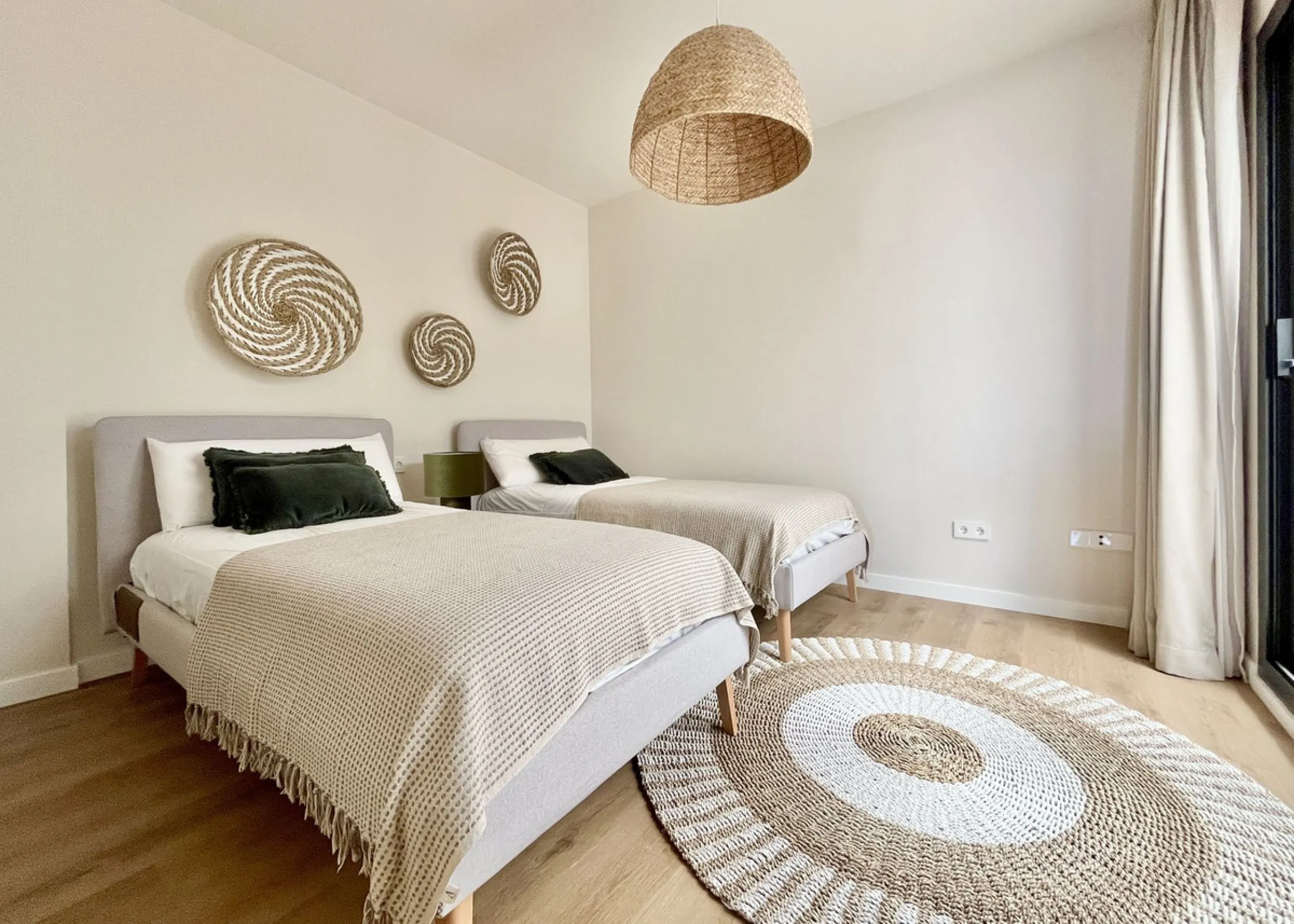Fully Renovated 3-Bedroom House by Interior Designer in La Mairena – Marbella