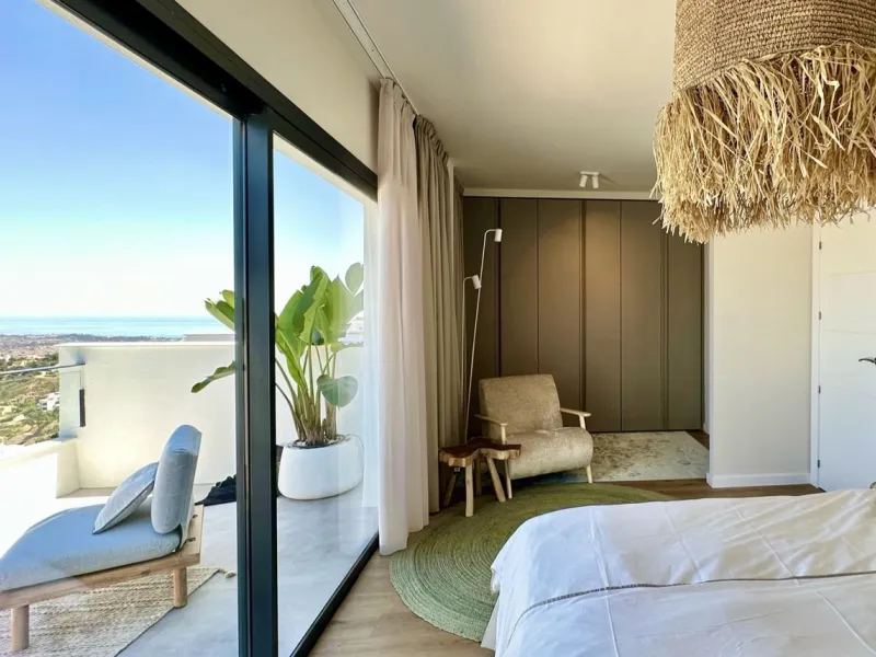 Fully Renovated 3-Bedroom House by Interior Designer in La Mairena – Marbella