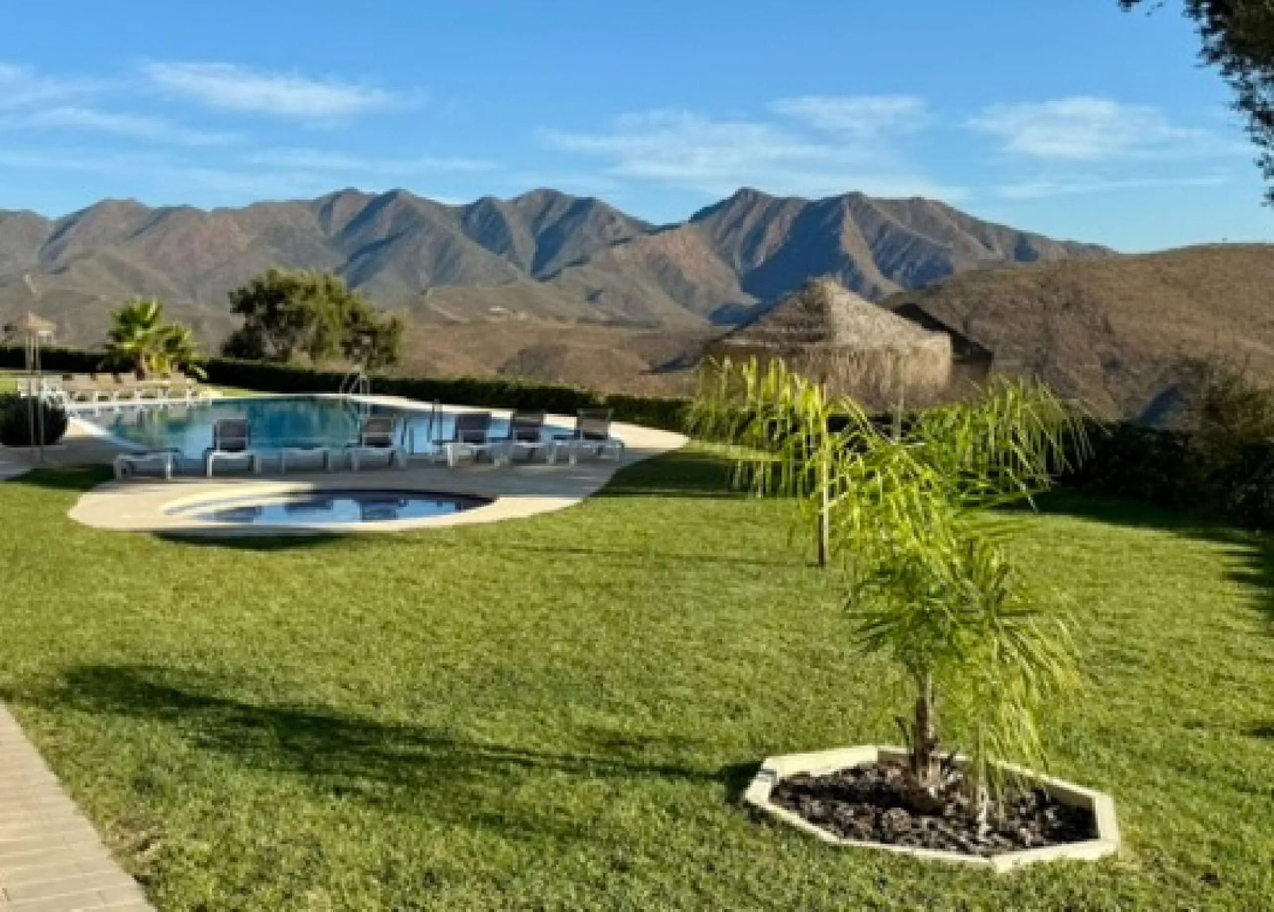 Fully Renovated 3-Bedroom House by Interior Designer in La Mairena – Marbella