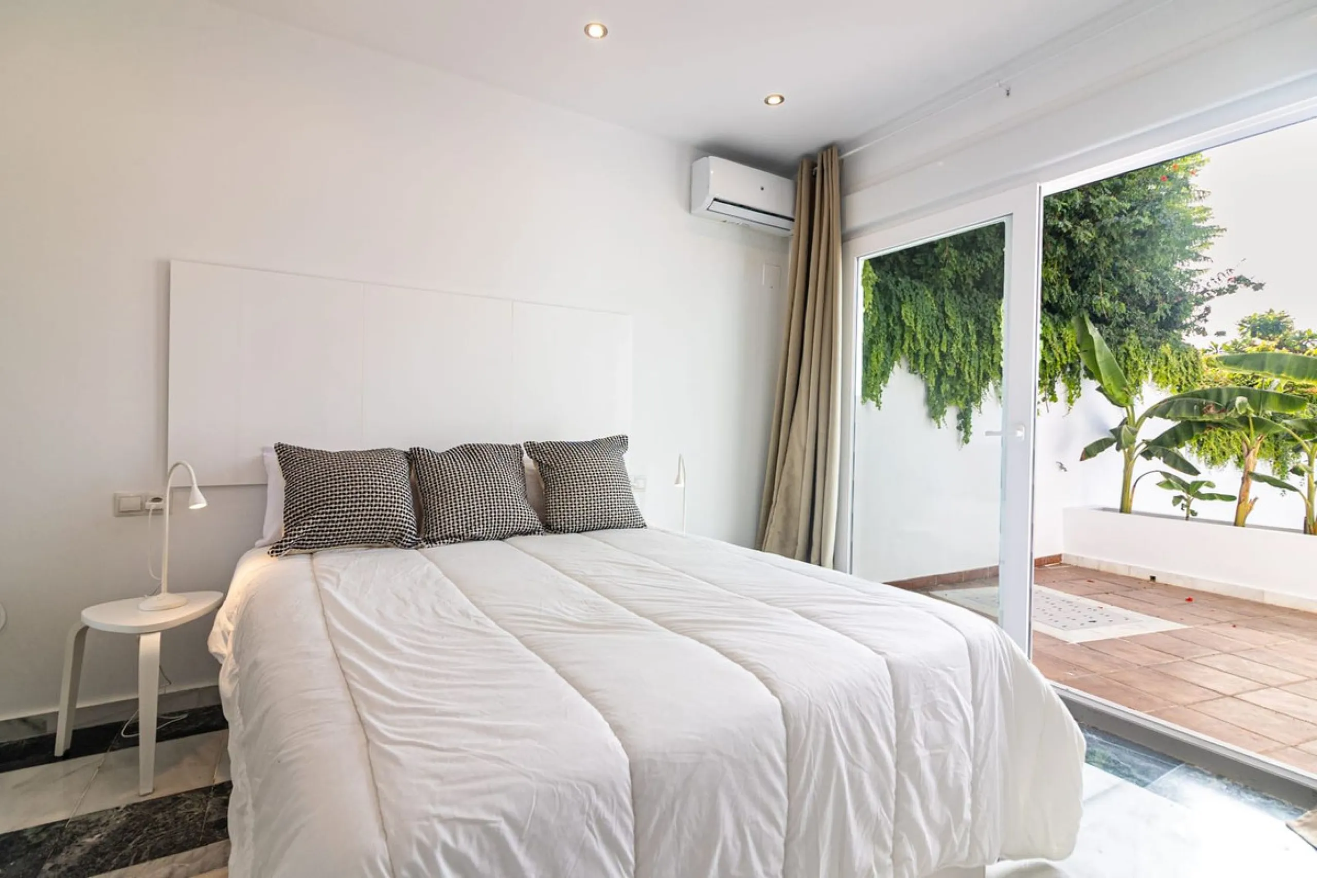 If you like to live right next to the beach in a quiet area of independent villas this is a perfect place for you.