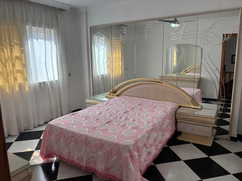 Charming Townhouse in Estepona**