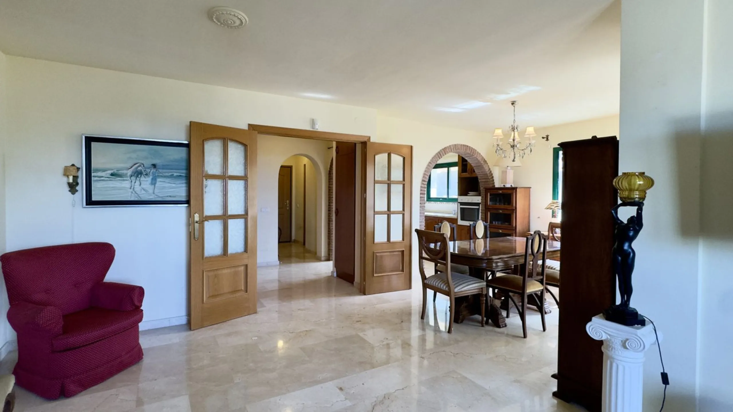 Corner townhouse with stunning sea views, large private garden and great potential – Buena Vista, Mijas