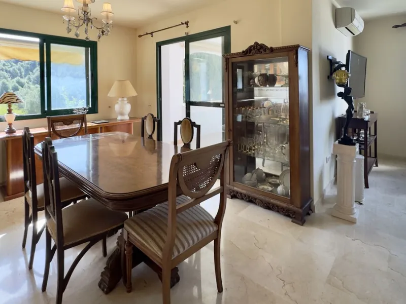 Corner townhouse with stunning sea views, large private garden and great potential – Buena Vista, Mijas