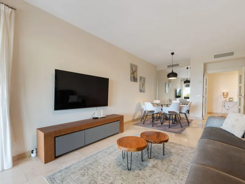 Apartment - Middle Floor Apartment в продаже в Málaga, Málaga. В доме 2 спален и 2 ванных комнат. Площадь дома 139 м²