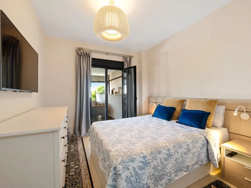 Apartment - Middle Floor Apartment в продаже в Málaga, Málaga. В доме 2 спален и 2 ванных комнат. Площадь дома 139 м²