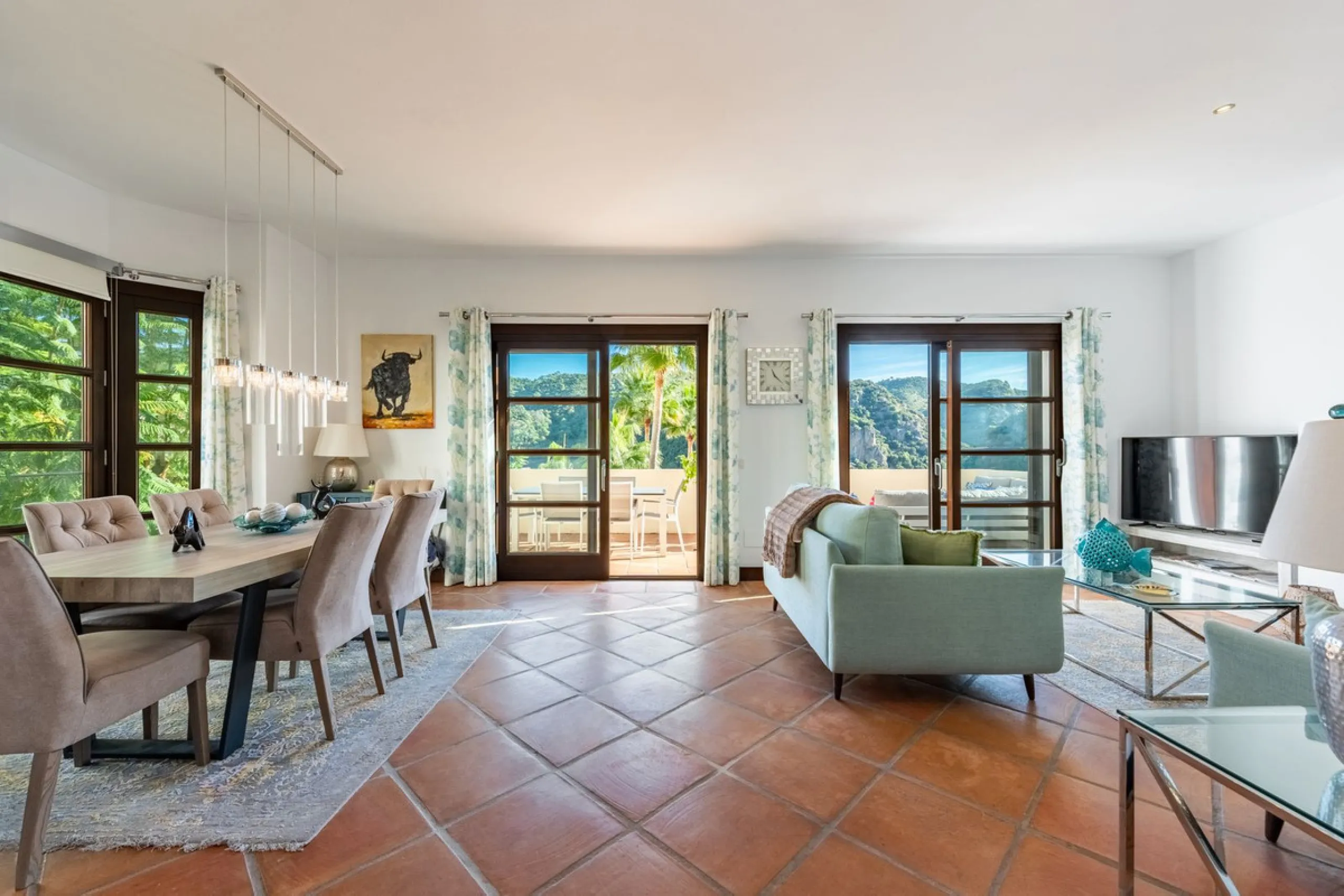 Elegant Four-Bedroom House in El Casar, Benahavís