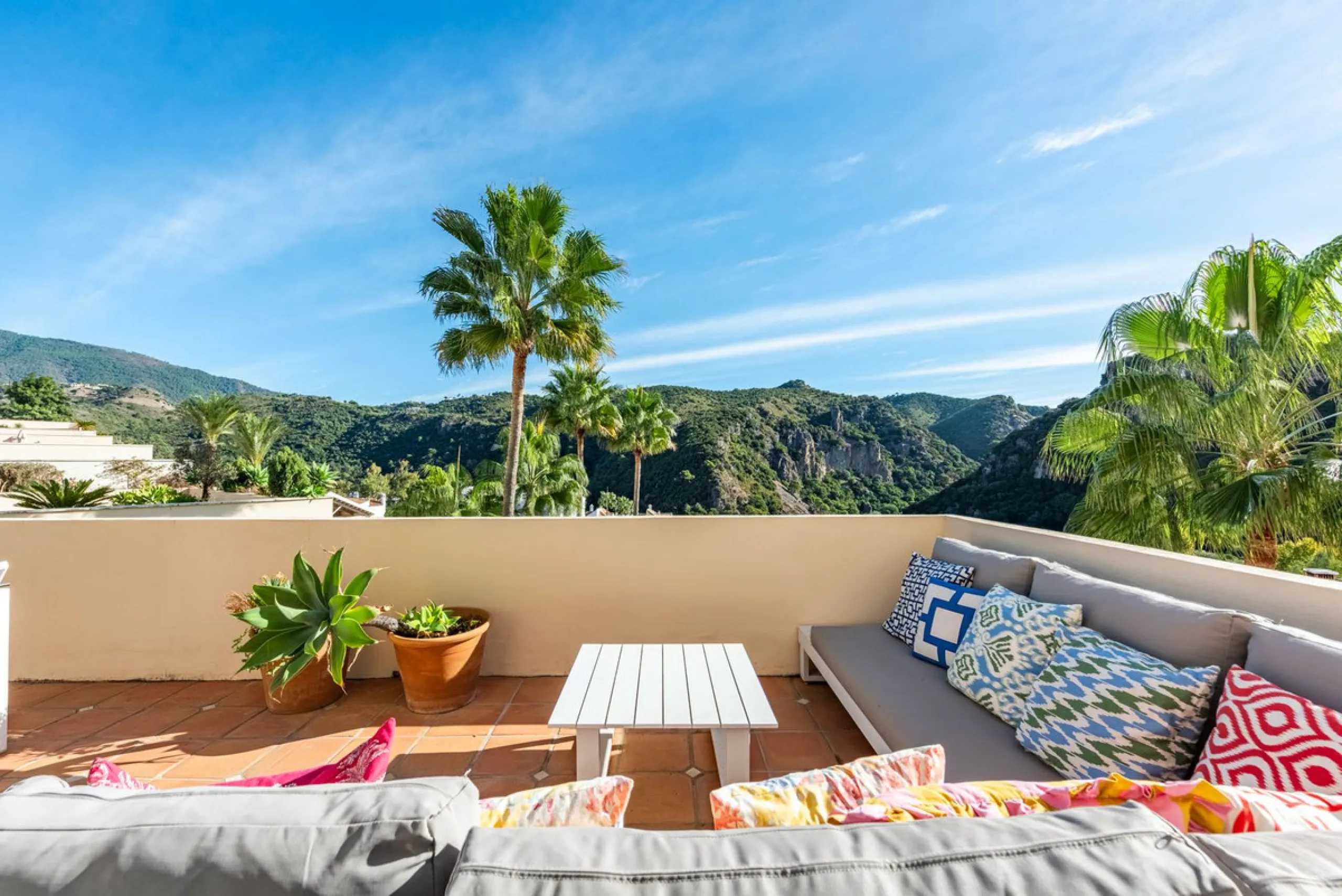 Elegant Four-Bedroom House in El Casar, Benahavís