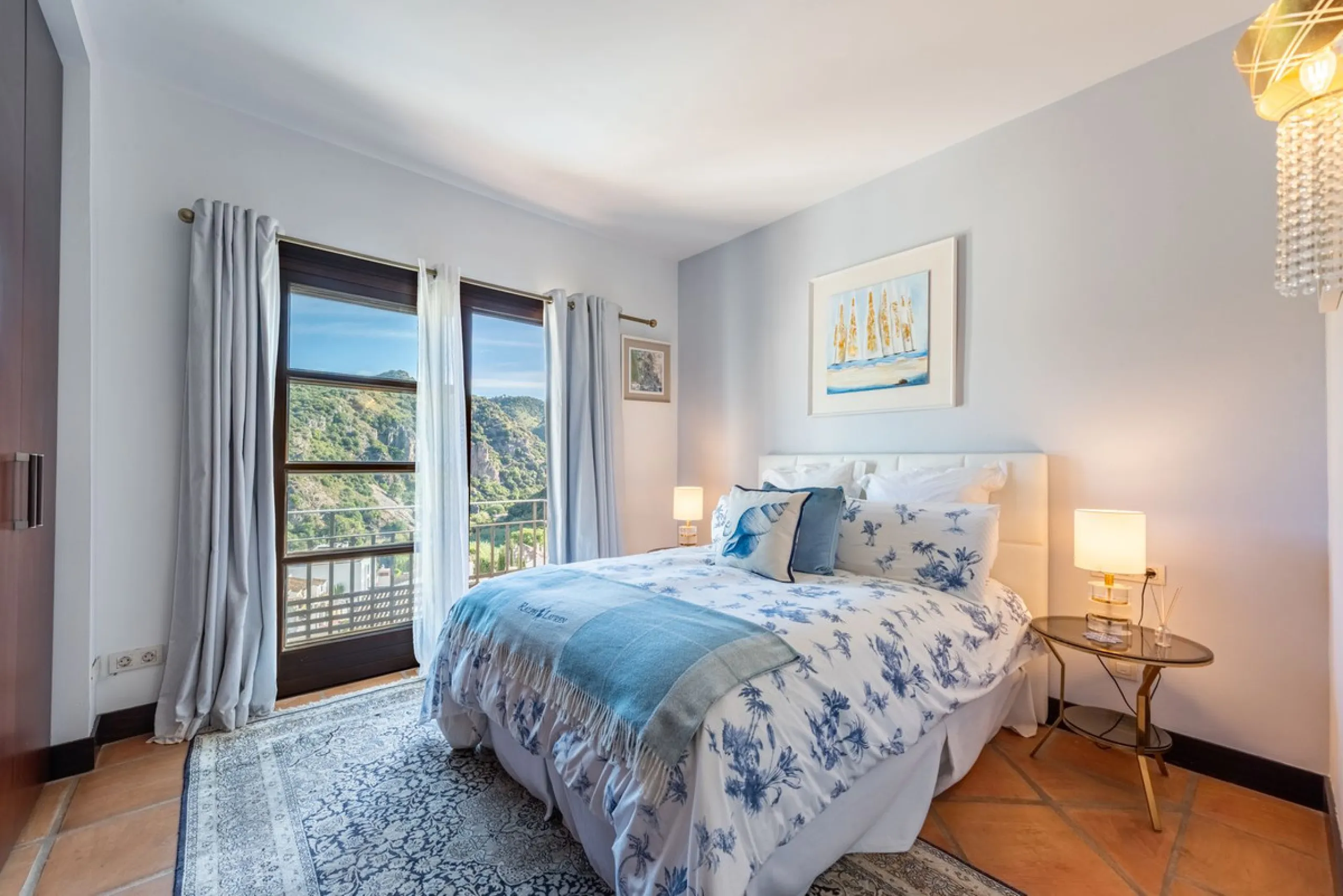 Elegant Four-Bedroom House in El Casar, Benahavís