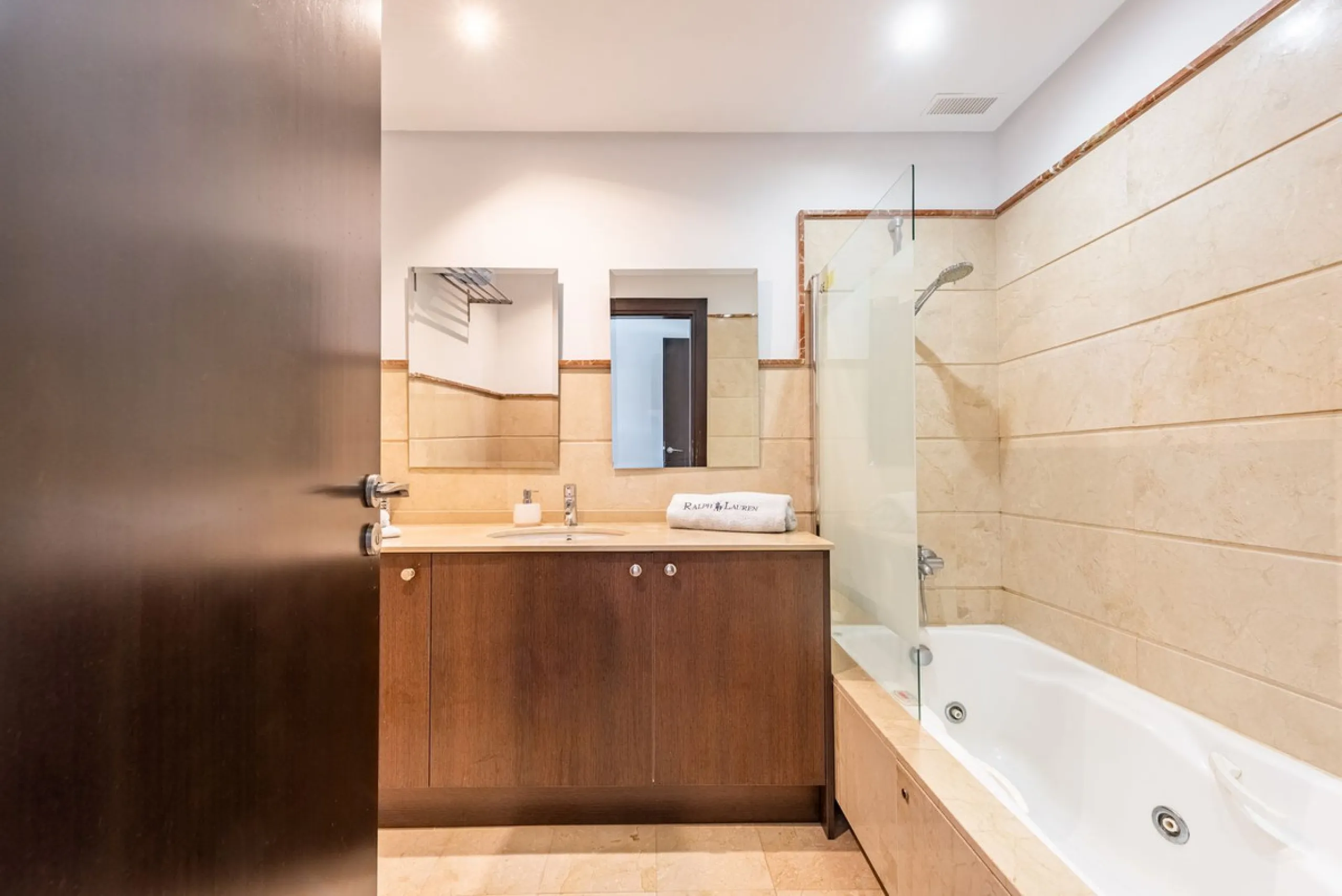 Elegant Four-Bedroom House in El Casar, Benahavís