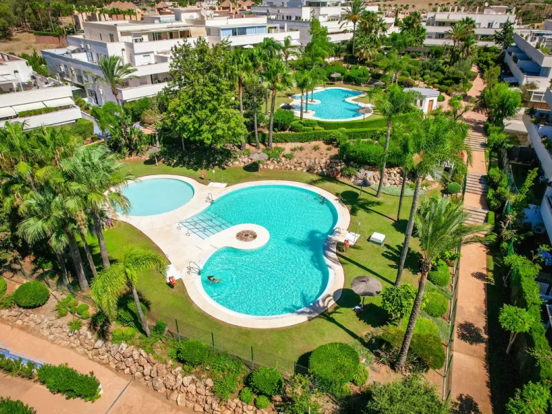 COMPLETELY RENOVATED PENTHOUSE NEAR PUERTO BANUS & MARBELLA WITH FANTASTIC VIEWS