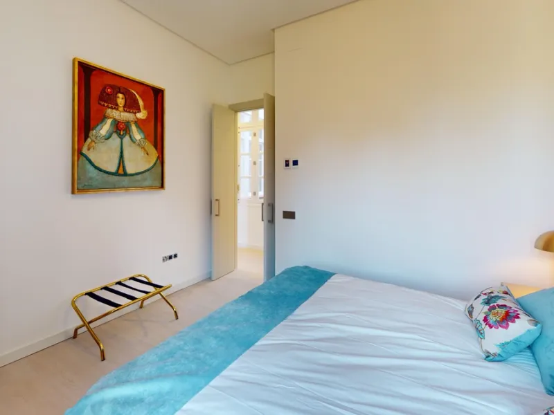 Experience this beautifully renovated top floor apartment in a stylish blend of luxury, aristocracy, and modern design. Located on the third floor (with elevator access), this south-west facing apartment is flooded with natural light and boasts high ceili