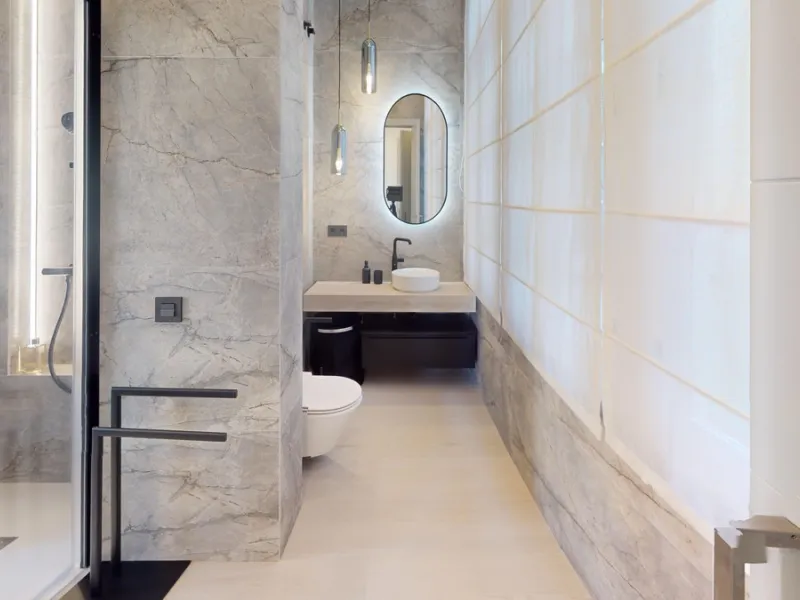 Experience this beautifully renovated top floor apartment in a stylish blend of luxury, aristocracy, and modern design. Located on the third floor (with elevator access), this south-west facing apartment is flooded with natural light and boasts high ceili