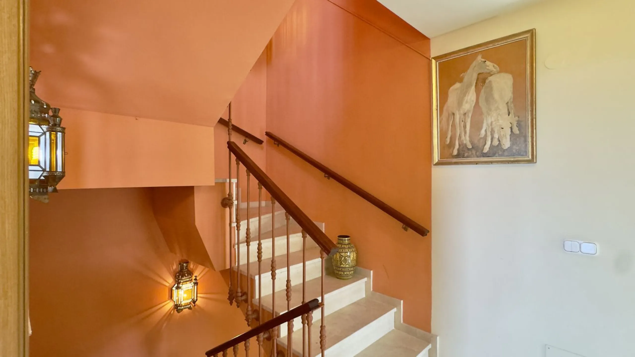 Corner townhouse with stunning sea views, large private garden and great potential – Buena Vista, Mijas