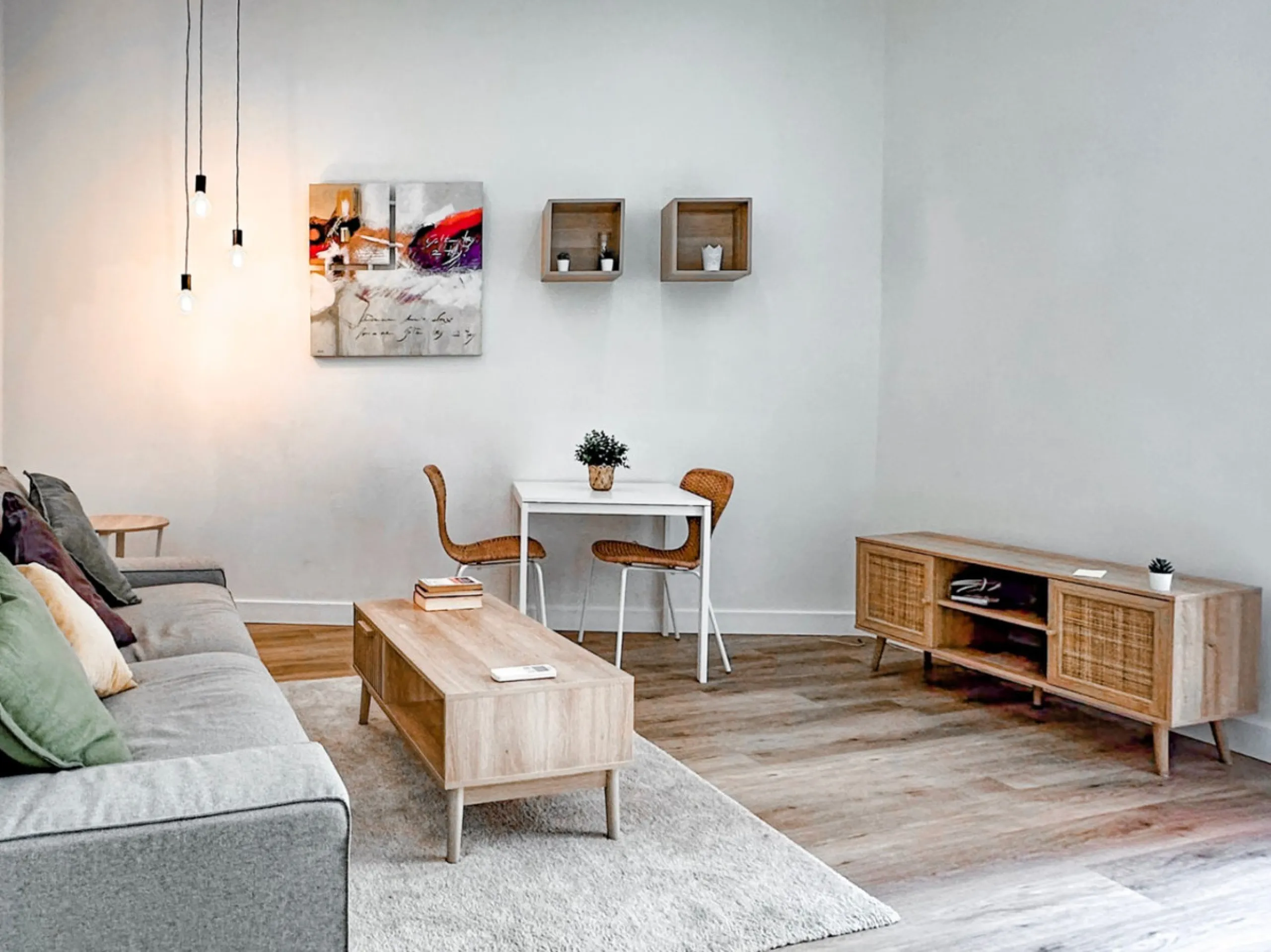 Apartment - Ground Floor Apartment в продаже в Málaga, Málaga. В доме 1 спален и 1 ванных комнат. Площадь дома 58 м²
