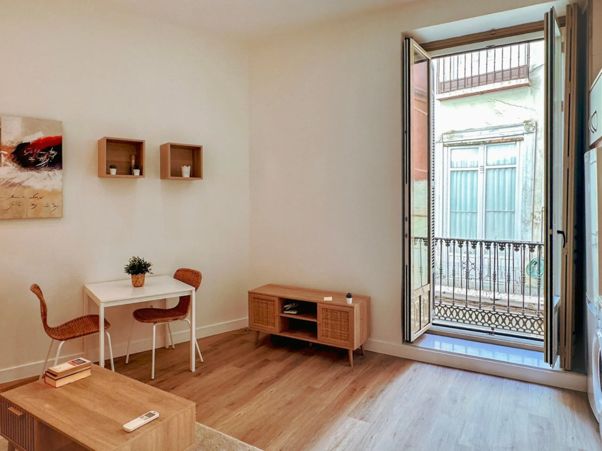 Apartment - Ground Floor Apartment в продаже в Málaga, Málaga. В доме 1 спален и 1 ванных комнат. Площадь дома 58 м²