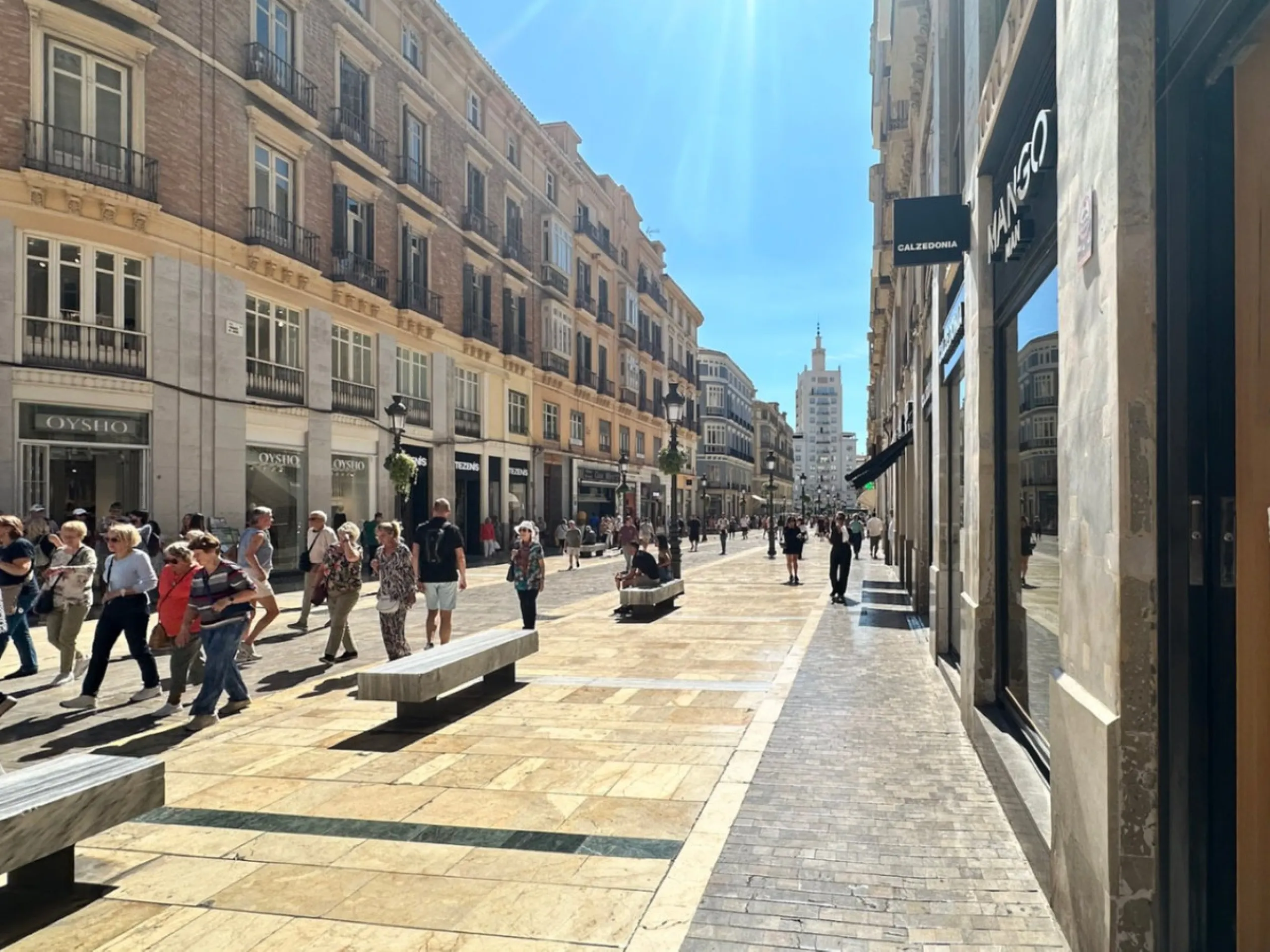 Apartment - Ground Floor Apartment в продаже в Málaga, Málaga. В доме 1 спален и 1 ванных комнат. Площадь дома 58 м²