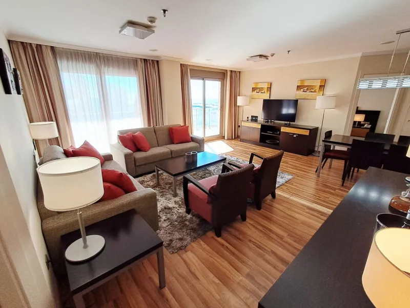 Apartment - Middle Floor Apartment в продаже в Benalmadena, Málaga. В доме 2 спален и 2 ванных комнат. Площадь дома 138 м²