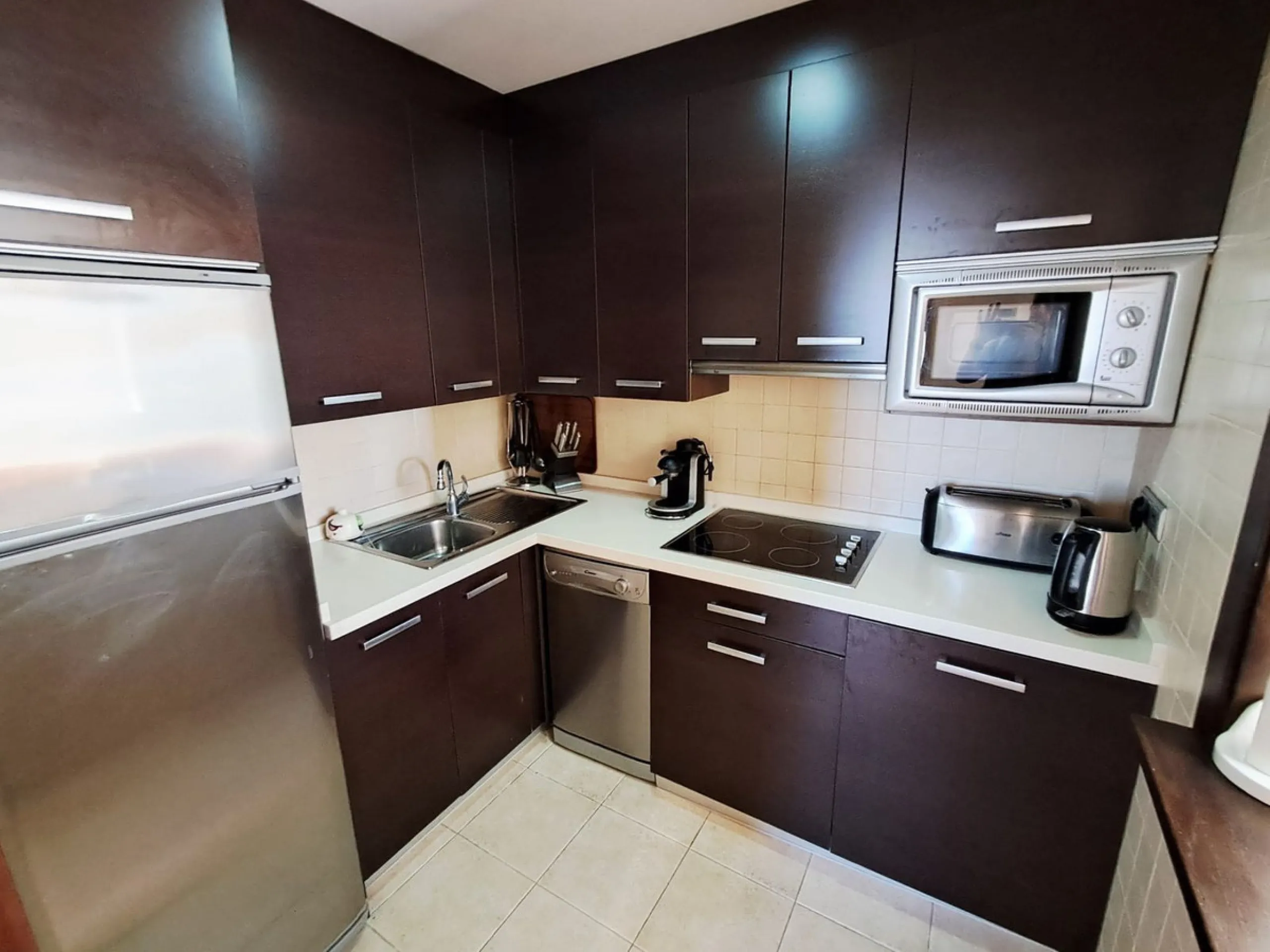 Apartment - Middle Floor Apartment в продаже в Benalmadena, Málaga. В доме 2 спален и 2 ванных комнат. Площадь дома 138 м²