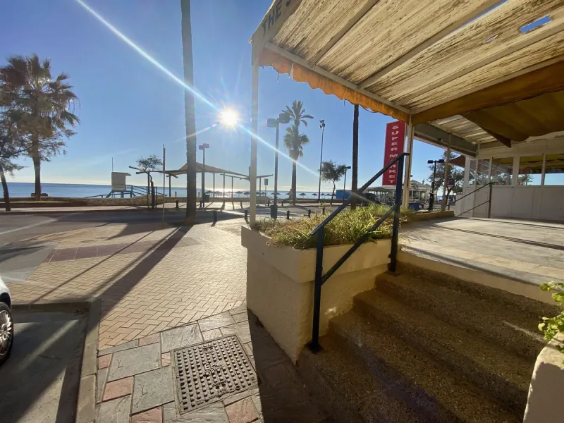 We are pleased to offer for sale the freehold of this incredible property located on Paseo marítimo rey de España (Frontline Beach) in Fuengirola.