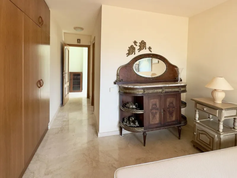 Corner townhouse with stunning sea views, large private garden and great potential – Buena Vista, Mijas